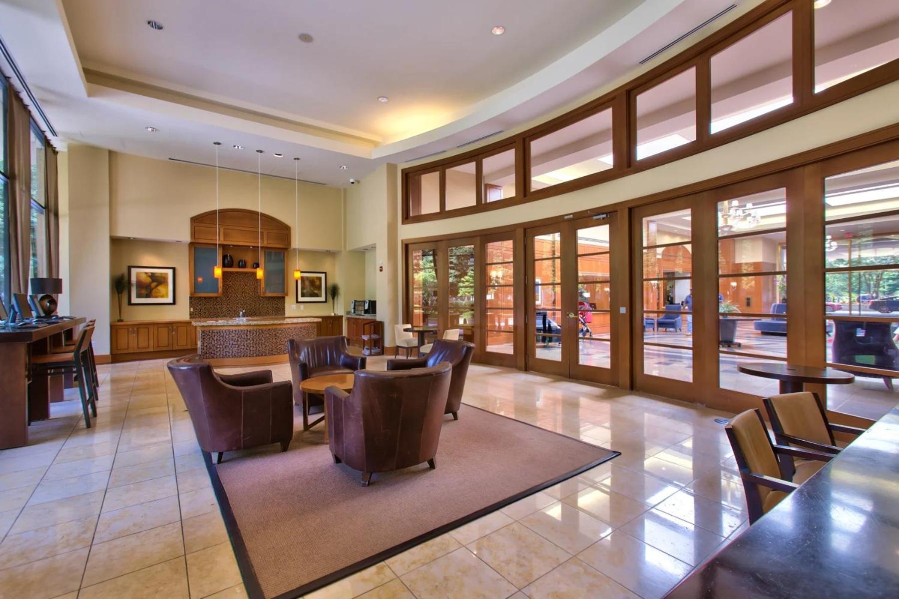Sensational Condominium @Crystal City Arlington Exteriör bild